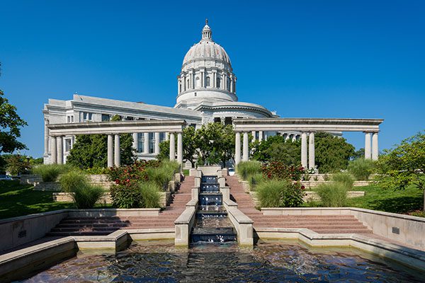 a photo of the Missouri state capitol building in Jefferson City, MO